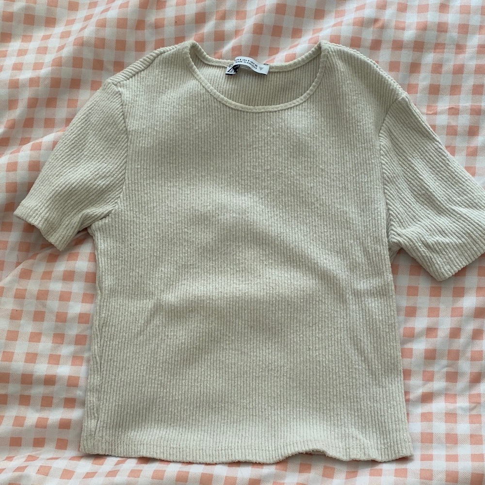 Zara Women's Beige Ribbed Crop Top